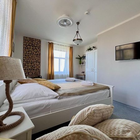 Na Krasne Vyhlidce Hotell Olsina Eksteriør bilde